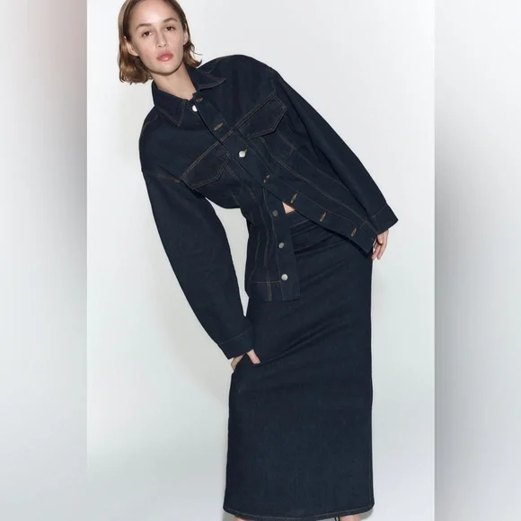 Zara Slit Denim Skirt - Picture 1 of 4